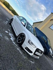 2013 - Audi A4 Manual