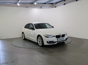 2013 - BMW 3-Series Manual