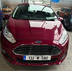 2013 - Ford Fiesta Manual