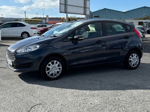 2013 - Ford Fiesta Manual