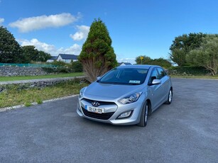 2013 - Hyundai i30 Manual