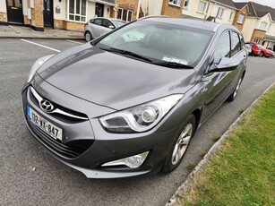 2013 - Hyundai i40 Manual