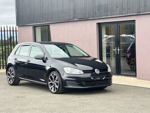 2013 - Volkswagen Golf Manual