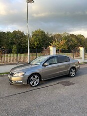 2013 - Volkswagen Passat Manual