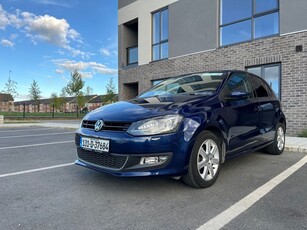 2013 - Volkswagen Polo Automatic