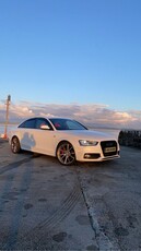 2014 - Audi A4 Manual