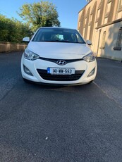 2014 - Hyundai i20 Manual