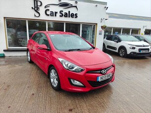 2014 - Hyundai i30 Manual