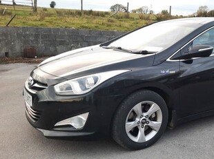 2014 - Hyundai i40 Manual