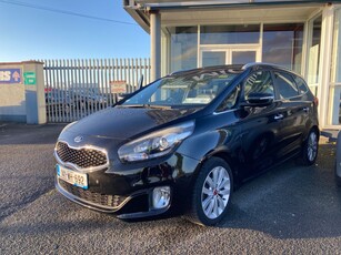 2014 - Kia Carens Manual