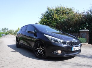 2014 - Kia Ceed Manual