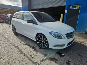 2014 - Mercedes-Benz B-Class Automatic