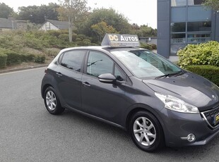 2014 - Peugeot 208 Manual