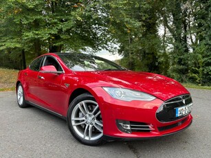 2014 - Tesla Model S