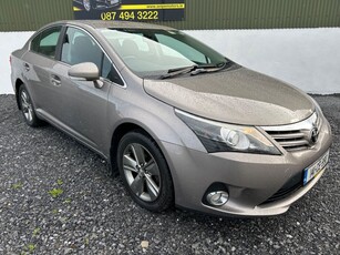 2014 - Toyota Avensis Manual