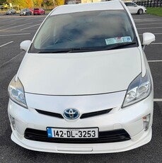 2014 - Toyota Prius Automatic