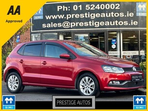 2014 - Volkswagen Polo Automatic