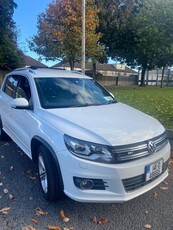 2014 - Volkswagen Tiguan Automatic