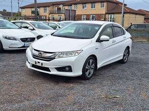 2015 - Honda Grace Automatic