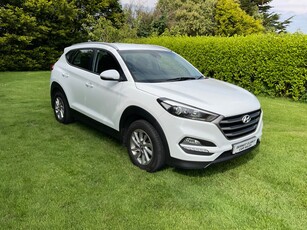 2015 - Hyundai Tucson Manual