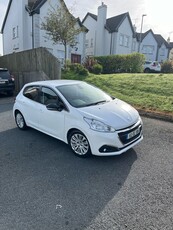 2015 - Peugeot 208 Manual