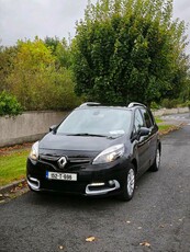 2015 - Renault Grand Scenic Manual