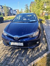 2015 - Toyota Auris Manual