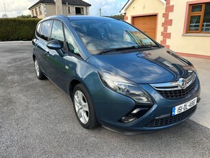 2015 - Vauxhall Zafira ---