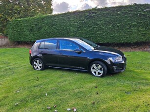 2015 - Volkswagen Golf Manual