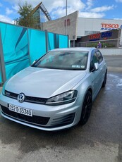 2015 - Volkswagen Golf Manual