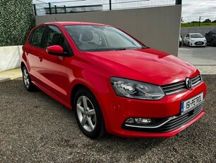 2015 - Volkswagen Polo Automatic