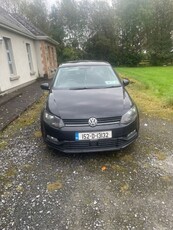 2015 - Volkswagen Polo Manual