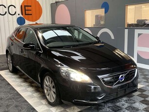 2015 - Volvo V40 Automatic