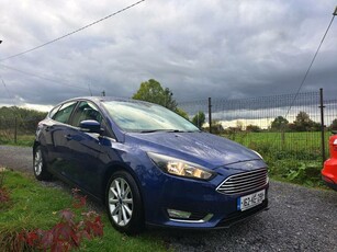 2016 - Ford Focus Manual