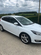 2016 - Ford Focus Manual