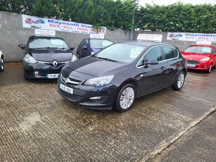 2016 - Opel Astra Manual