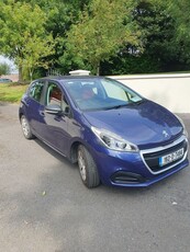 2016 - Peugeot 208 Manual