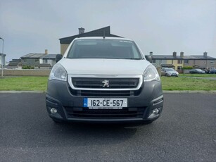 2016 - Peugeot Partner Manual