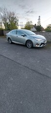 2016 - Toyota Avensis Manual