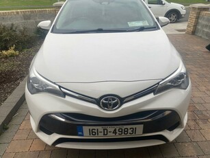 2016 - Toyota Avensis Manual