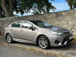 2016 - Toyota Avensis Manual