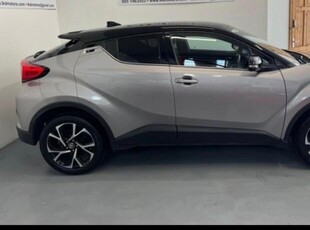 2016 - Toyota C-HR Manual