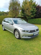 2016 - Volkswagen Passat Manual