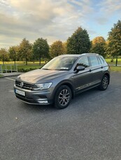 2016 - Volkswagen Tiguan Manual