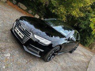 2017 - Audi A4 Manual