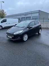 2017 - Ford Fiesta Manual