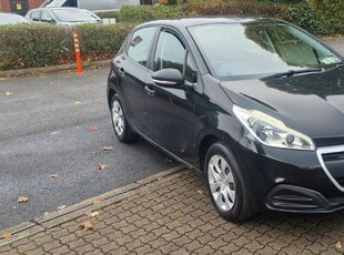 2017 - Peugeot 208 Manual