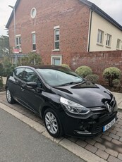 2017 - Renault Clio Manual