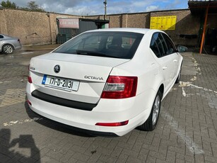 2017 - Skoda Octavia Manual