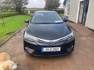 2017 - Toyota Corolla Manual